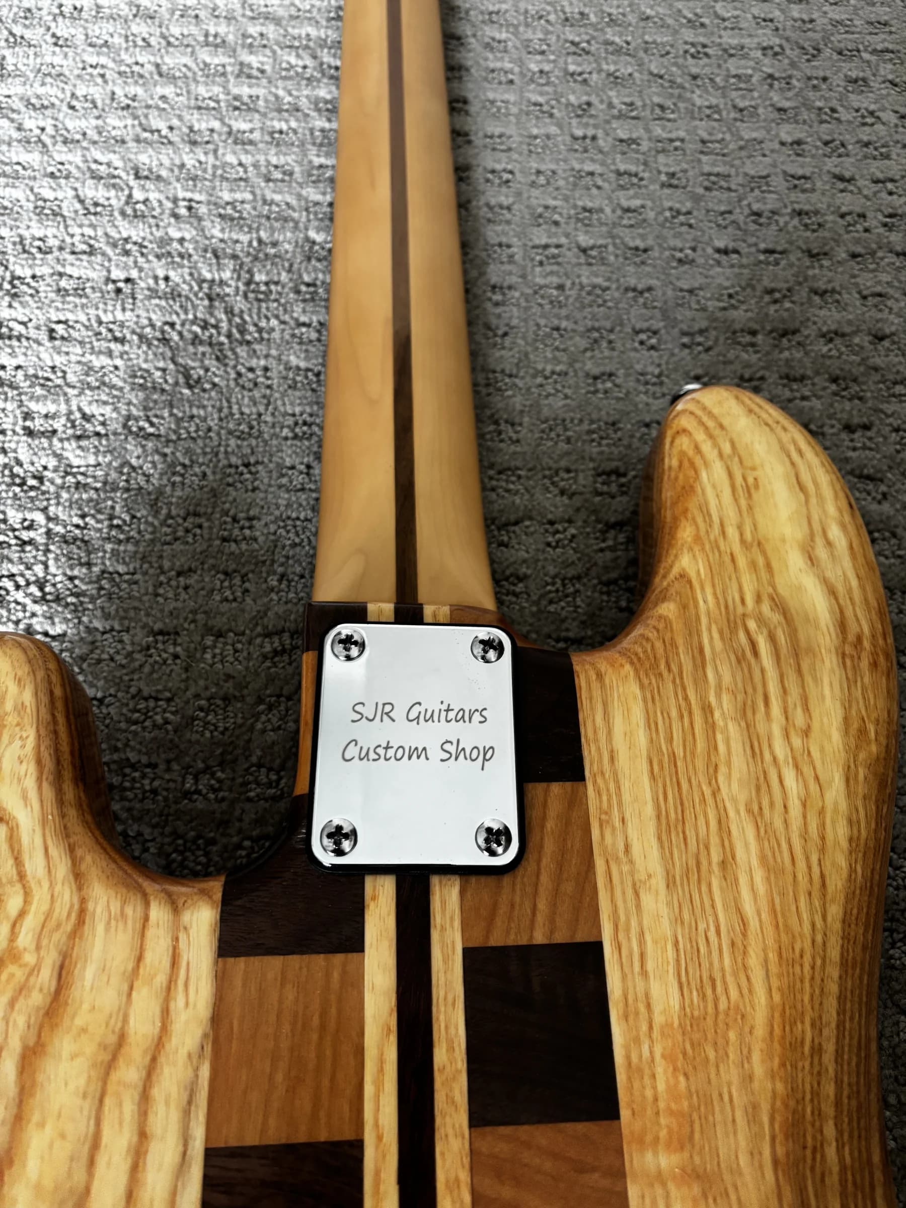 Laminated wood neck joint and SJR neck plate detail